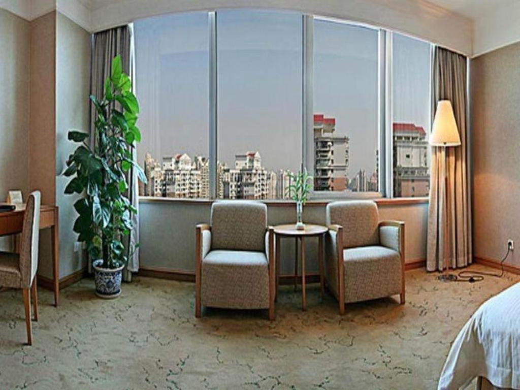 Tian Cheng Hotel Jin Jiang Shanghai Exterior photo